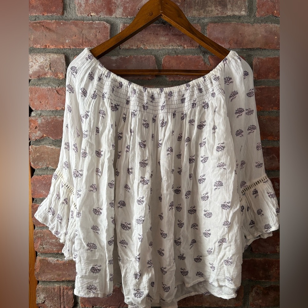 Women's White and Purple Floral Top